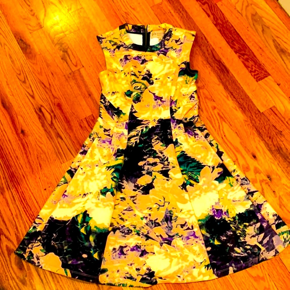 Philosophy dress Size 2. Pink,cream & black flowers w/ hints of green & purple.
